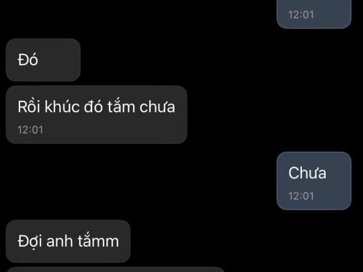 Ảnh 2 của Bé 2k1 lồn múp dâm đãng bdsm rên thổi kèn lút cán