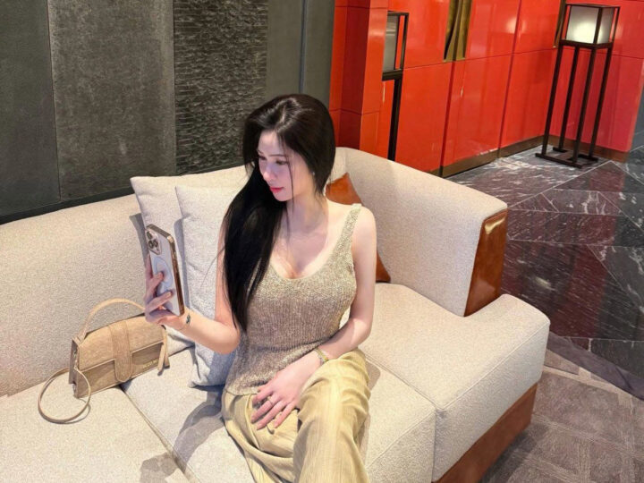 Ảnh 13 của Clip sex ông chú 50 tuổi địt tới tấp em Ngọc Quỳnh Phú Thọ làm em rên la