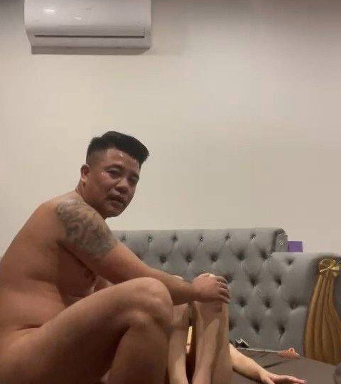 Ảnh 8 của Clip sex ông chú 50 tuổi địt tới tấp em Ngọc Quỳnh Phú Thọ làm em rên la