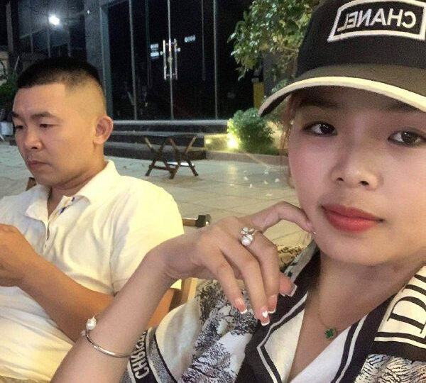 Ảnh 3 của Lộ clip sex cặp vợ chồng vùng cao chịch vợ sướng rên la (Full Clip + Pic)