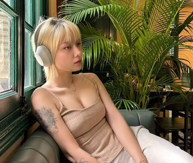 Ảnh 5 của Lộ clip sex Nguyễn Minh Hạnh mông to nhấp sướng không tả nổi (Full Clip + Pic)