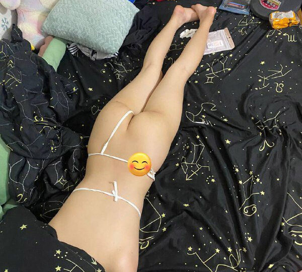 Ảnh 3 của Lộ Clip Sex Thu Uyên gái một con cực dâm bị chồng dập như giã gạo